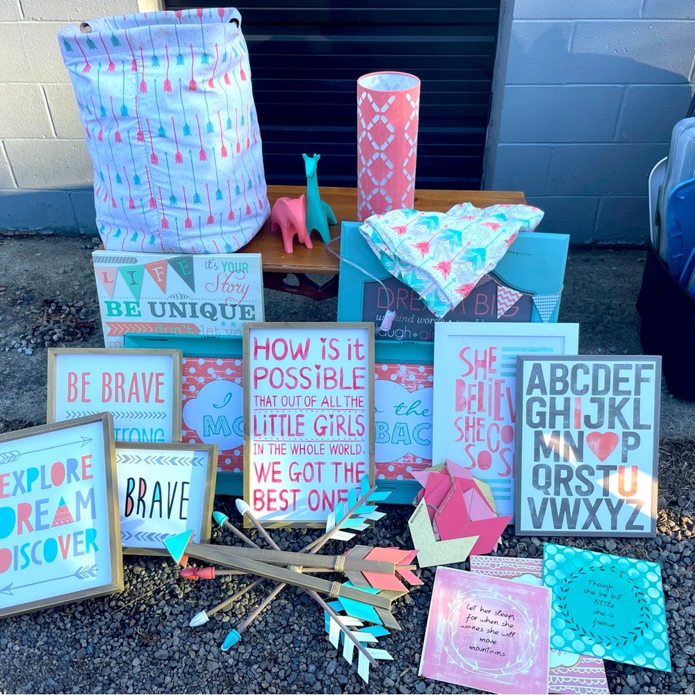 Flash Sale!! 19 Pieces Hobby Lobby Lot Boho Girls Bedroom Inspire Decor & Signs